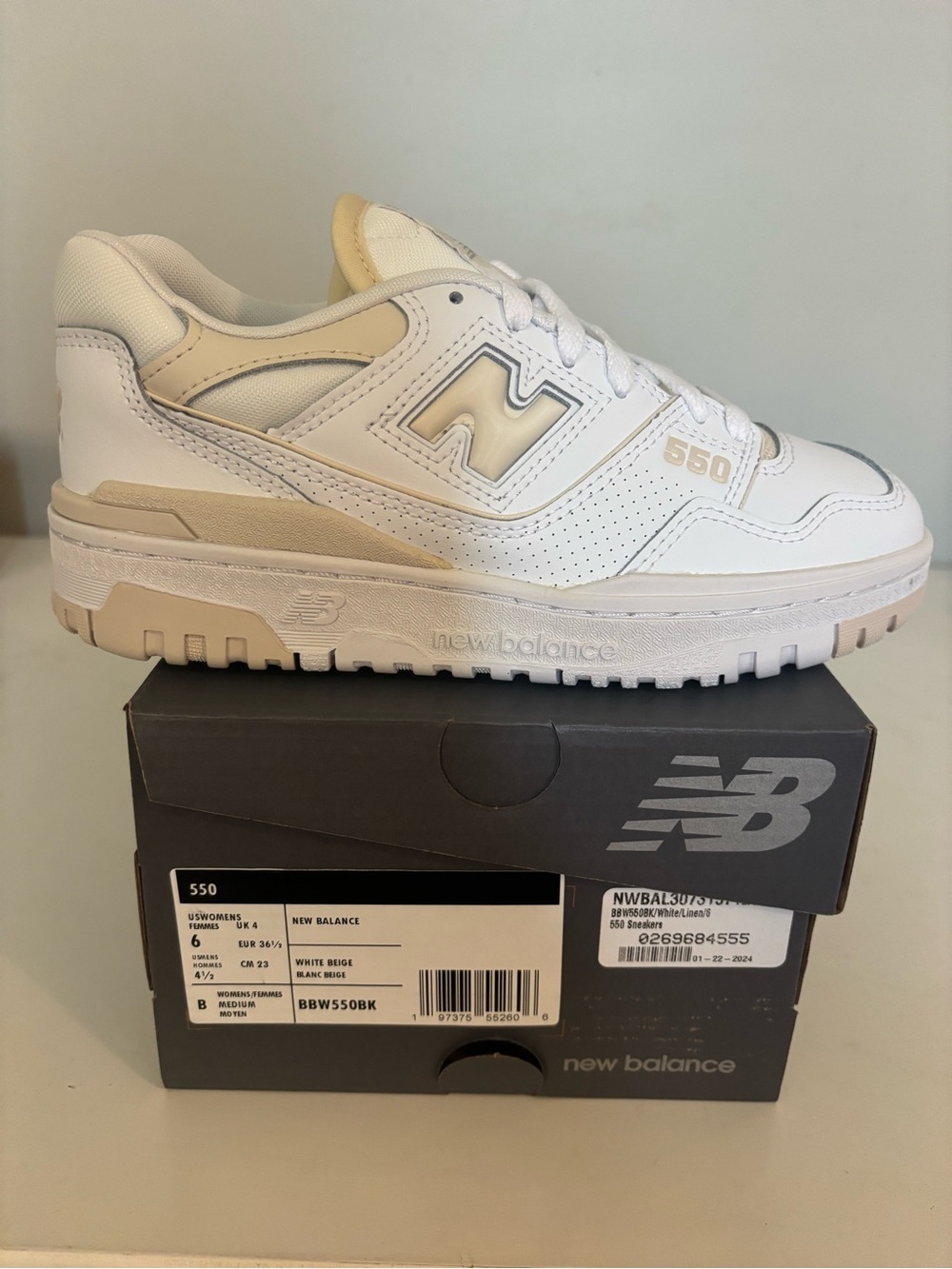 New Balance Kids 550 Sneakers in White and Beige